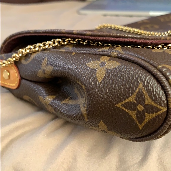 Authentic Favorite MM Monogram - Picture 12 of 13